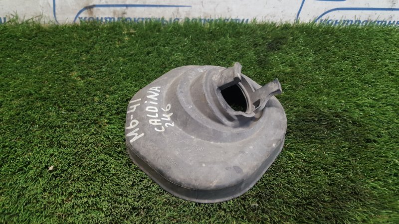 Пыльник рулевого кардана Toyota Caldina AZT246W 1AZ-FSE