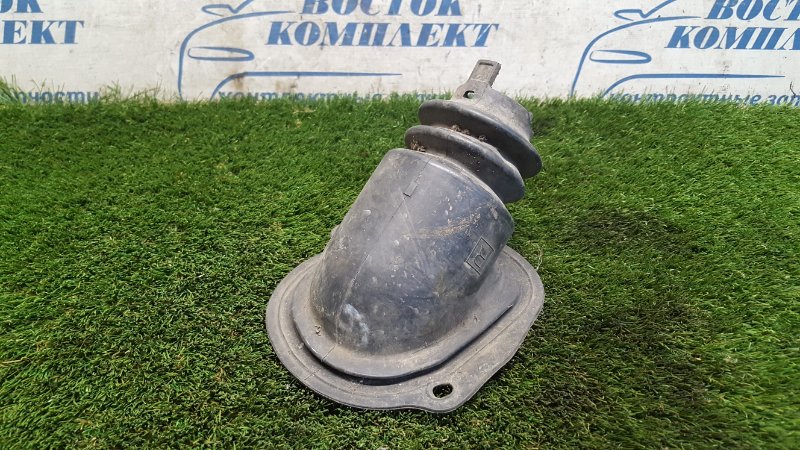 Пыльник рулевого кардана Toyota Passo KGC10 1KR-FE