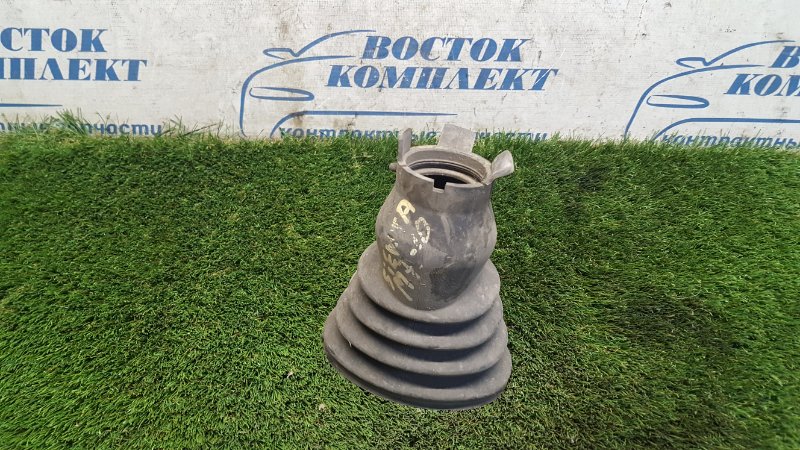 Пыльник рулевого кардана Toyota Sienta NCP81G 1NZ-FE