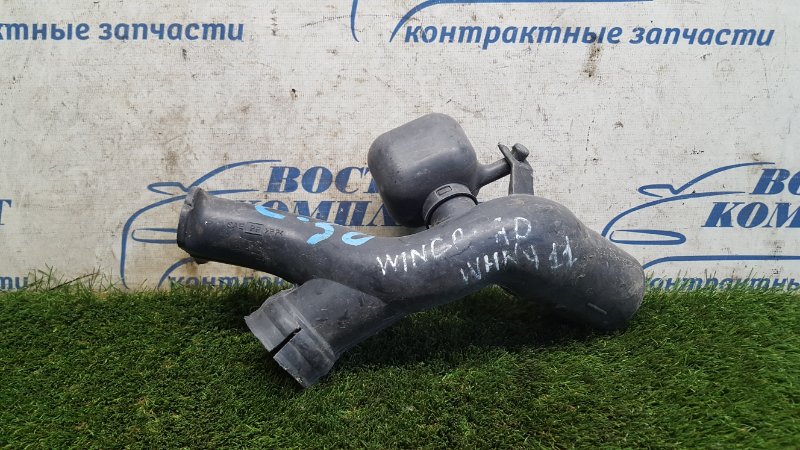 Воздухозаборник Nissan Wingroad WHNY11 QG18DE