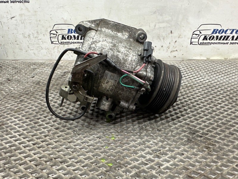 Компрессор кондиционера Honda Stream RN6 R18A