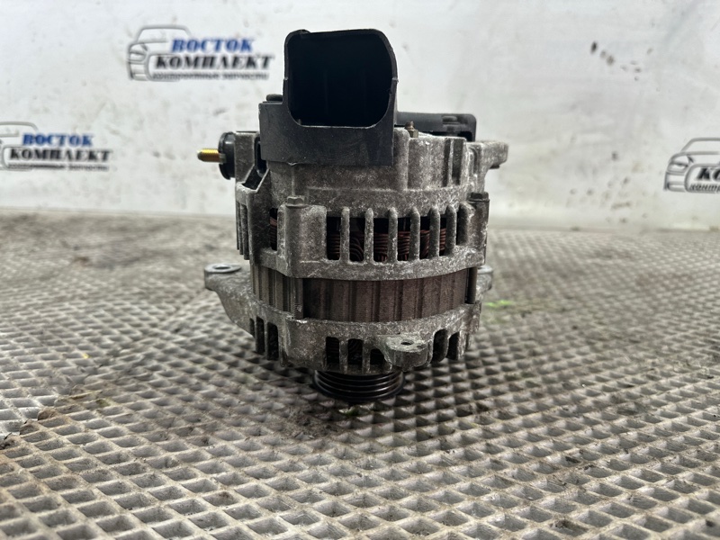 Генератор Nissan Cube BGZ11 CR14DE