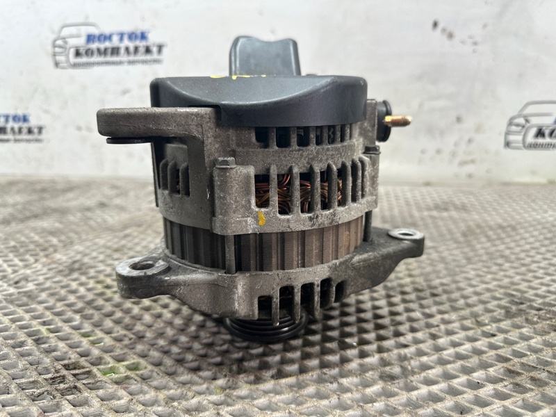 Генератор Nissan Cube BZ11 CR14DE