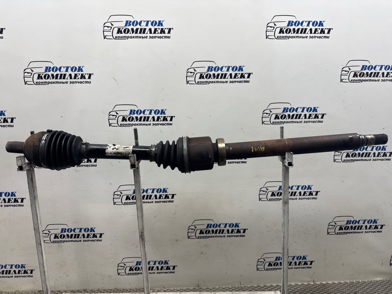 Привод Volvo V60 2015 FW48 B4164T перед прав