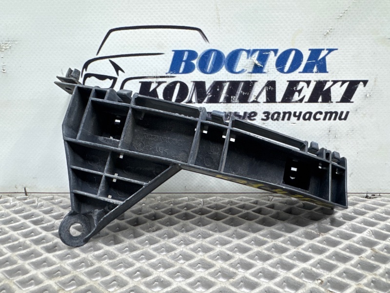 Клипса бампера Honda Edix 2008 BE3 K20A перед прав