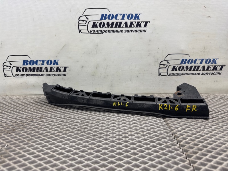 Планка под фару Honda Fit 2011 GE6 L13A перед прав