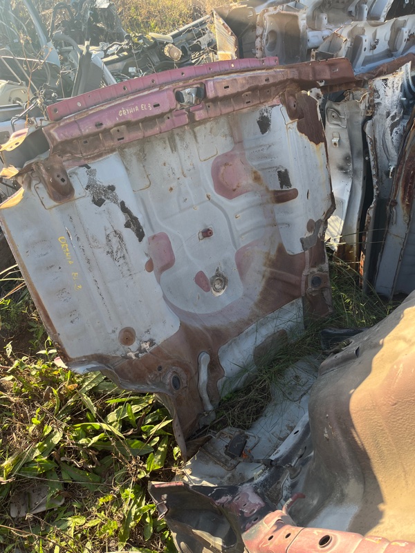 Днище багажника Honda Orthia EL3 B20B