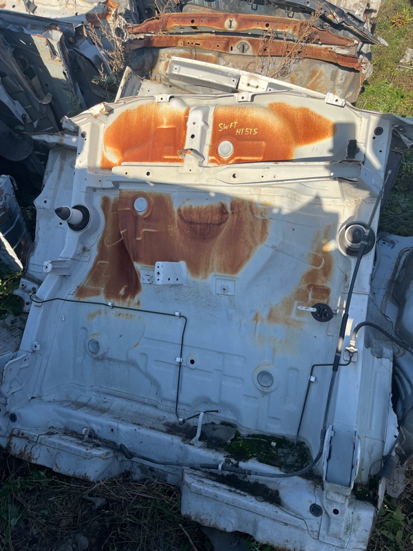 Днище багажника Suzuki Swift 2004 HT51S M13A