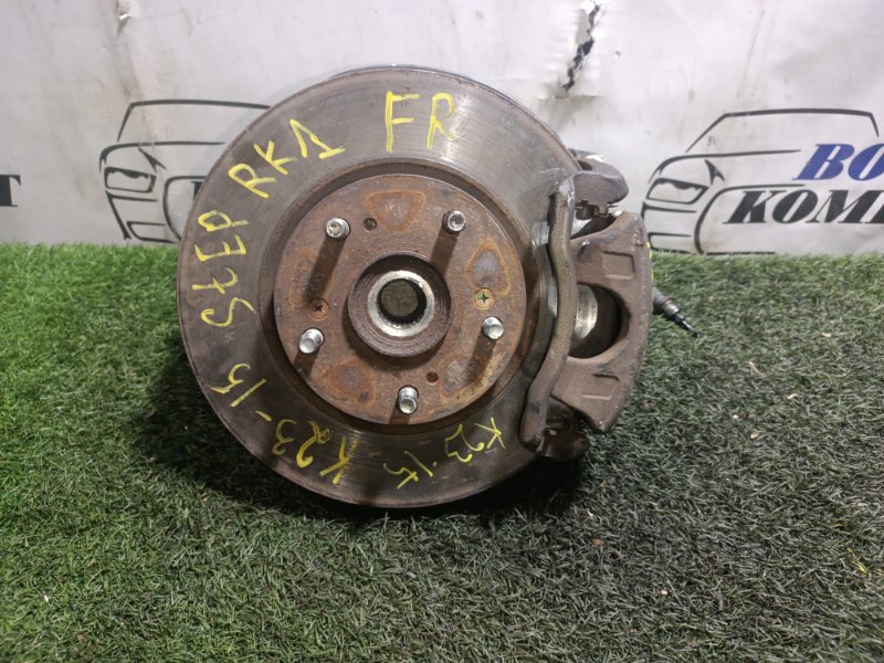 Ступица Honda Stepwgn 2010 RK1 R20A перед прав