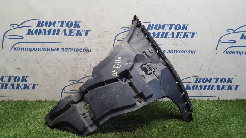 Клипса бампера Volvo V70 2006 SW65 B5244S перед прав