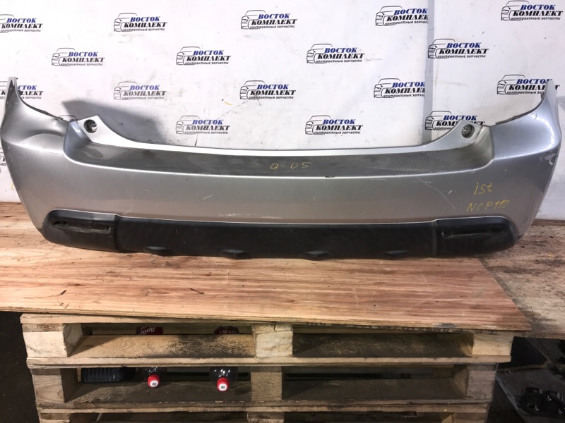 Бампер Toyota Ist NCP110 1NZ-FE зад