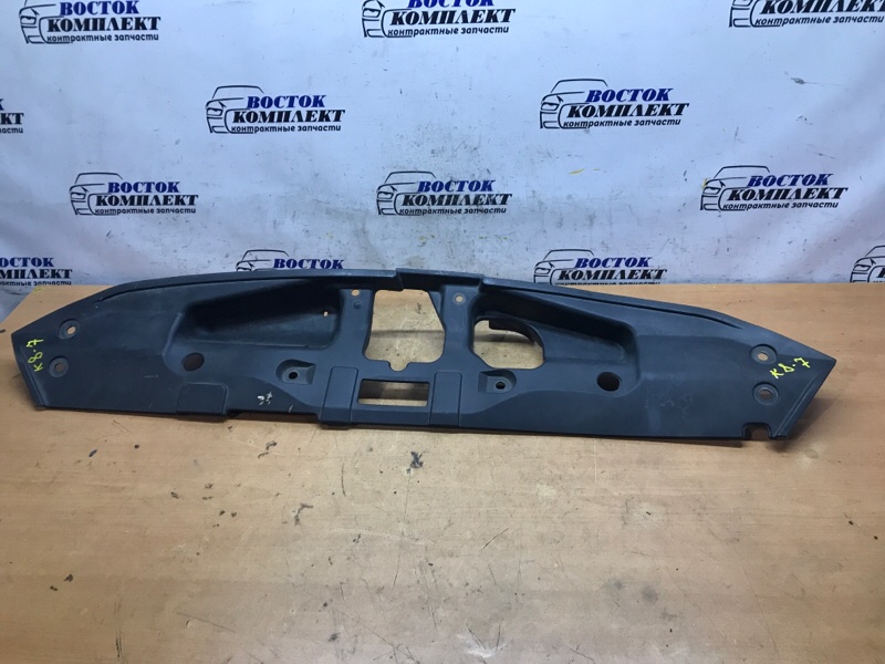 Накладка на рамку радиатора Honda Stepwgn RK5 R20A