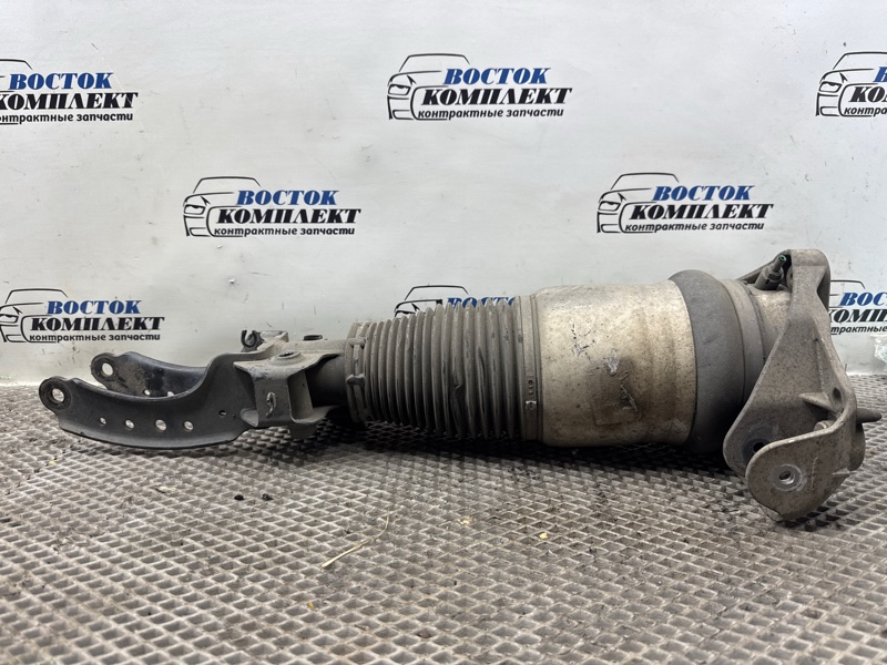 Стойка подвески Volkswagen Touareg 2007 7L BHK перед прав