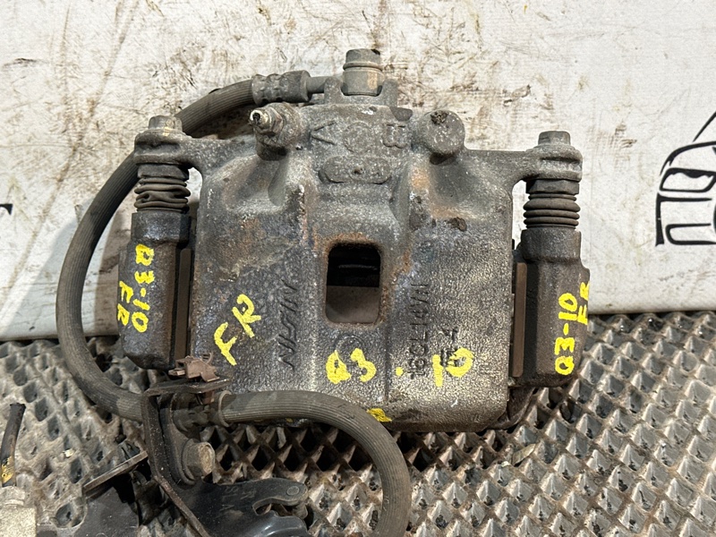 Суппорт Honda Airwave 2008 GJ1 L15A перед прав