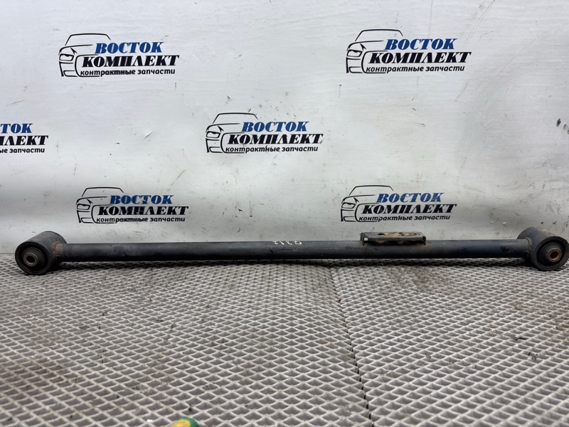 Тяга задняя Isuzu Bighorn 2000 UBS73GW 4JX1 зад прав