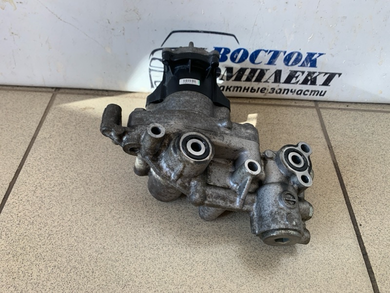 Масляный насос Nissan Serena FC26 MR20DD