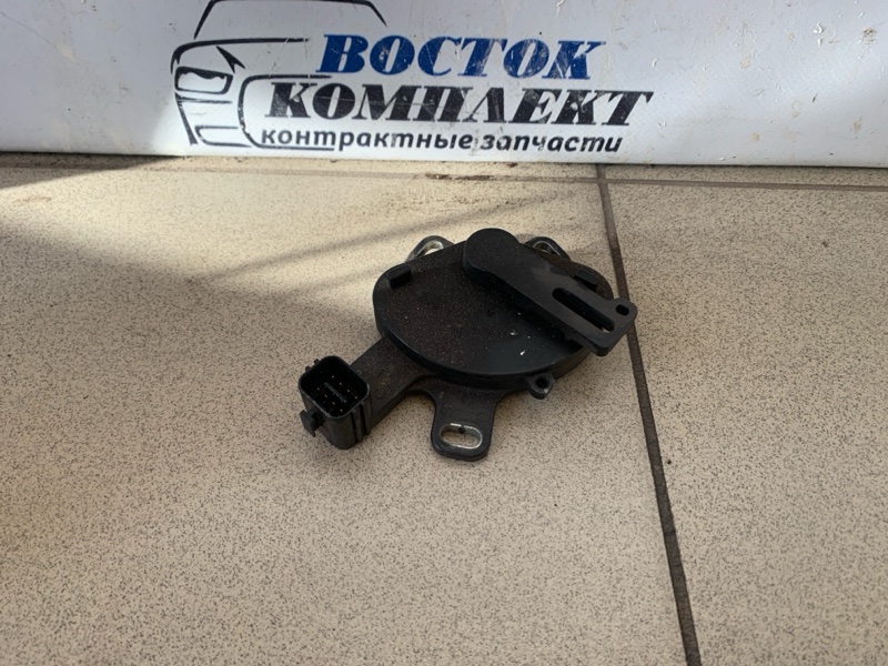 Датчик положения селектора КПП Nissan Serena FC26 MR20DD