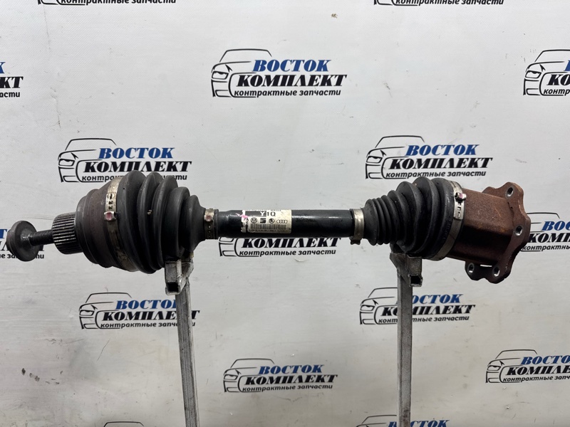 Привод Audi A4 2012 8K2 CDNB перед прав