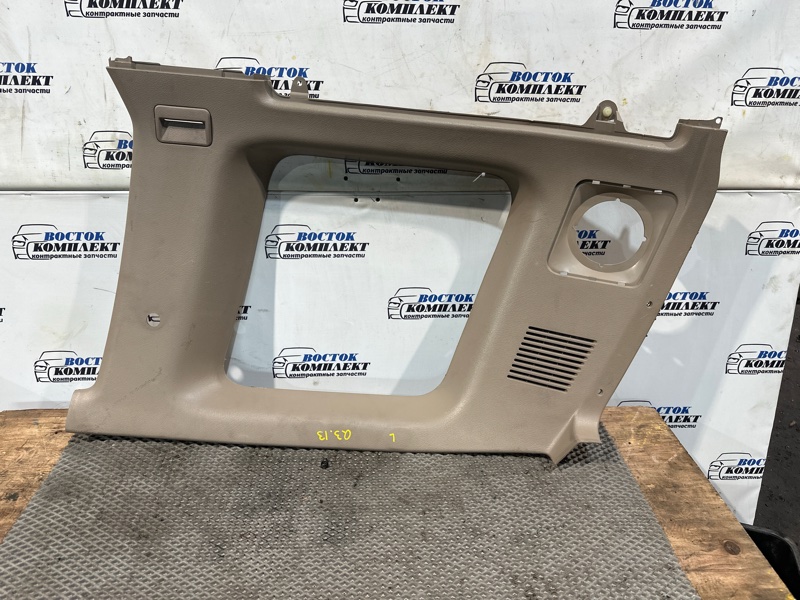 Обшивка багажника Isuzu Bighorn 2000 UBS73GW 4JX1 лев