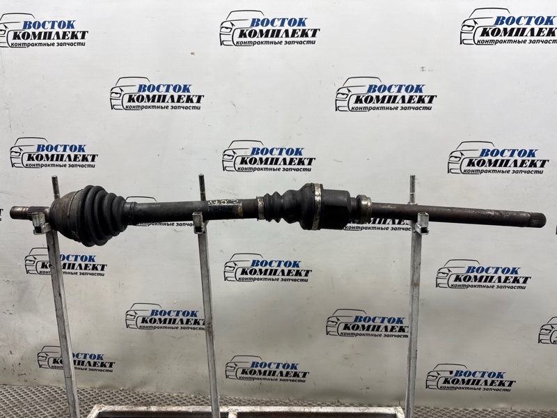 Привод Peugeot 3008 2013 T84 EP6CDT перед прав