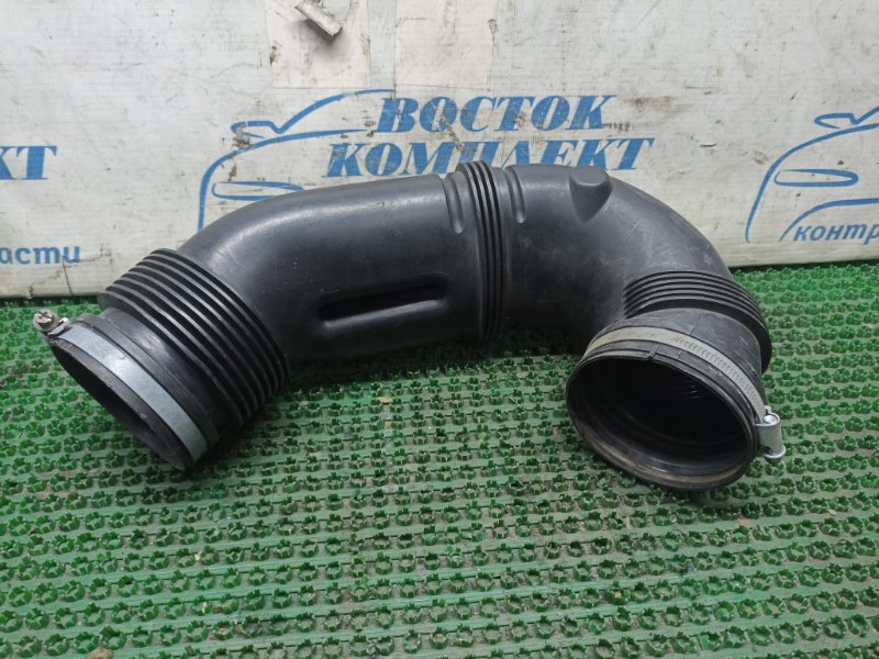 Патрубок воздушного фильтра Volkswagen Touareg 2005 7L6 BMX
