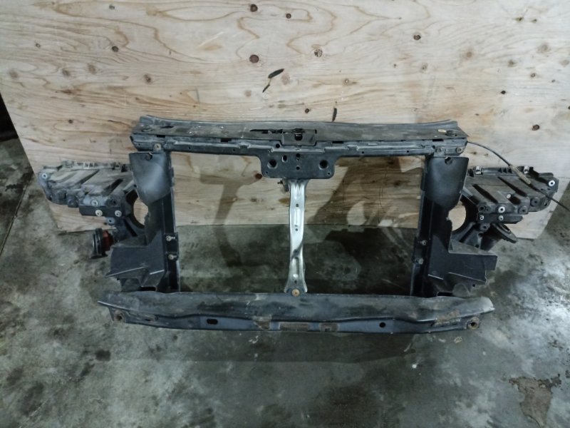 Рамка радиатора Volkswagen Touareg 2005 7L6 BMX