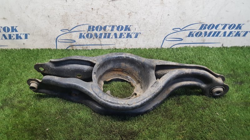 Рычаг подвески Honda Stepwgn RF3 K20A зад прав