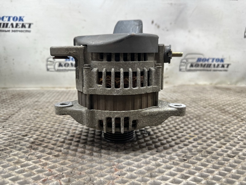 Генератор Nissan Cube Cubic BGZ11 CR14DE