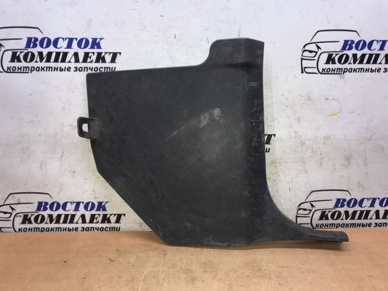 Обшивка стойки кузова Mitsubishi Pajero 2014 V93W 6G72 перед прав