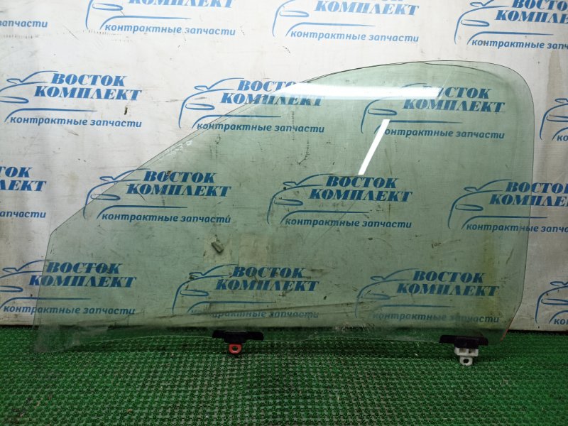 Стекло боковое Toyota Funcargo NCP20 2NZ-FE перед лев