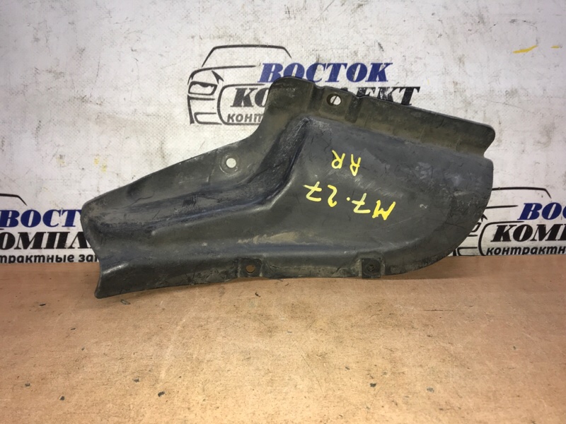 Подкрылок Mitsubishi Colt Plus Z23W 4A91 зад прав