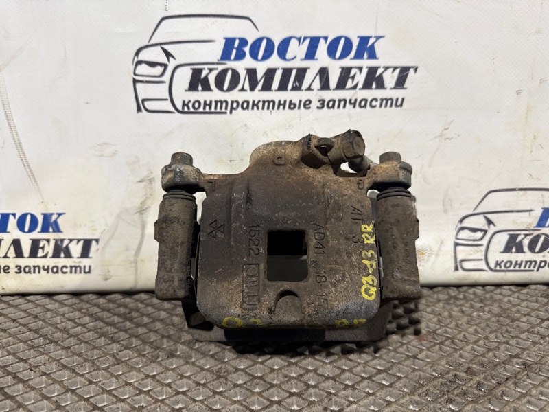 Суппорт Isuzu Bighorn 2000 UBS73GW 4JX1 зад прав