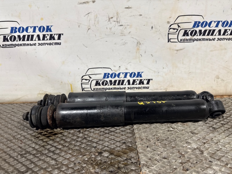 Амортизатор подвески Isuzu Bighorn 2000 UBS73GW 4JX1 перед