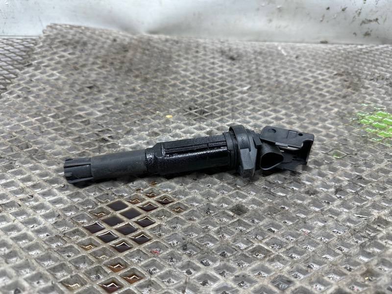 Катушка зажигания BMW 320i 2006 E90 N46B20