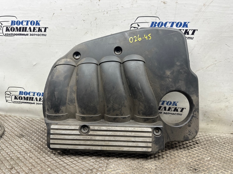 Крышка на двигатель декоративная BMW 320i 2006 E90 N46B20