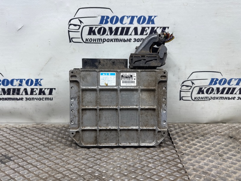 Блок управления ДВС Toyota Ractis SCP100 2SZ-FE
