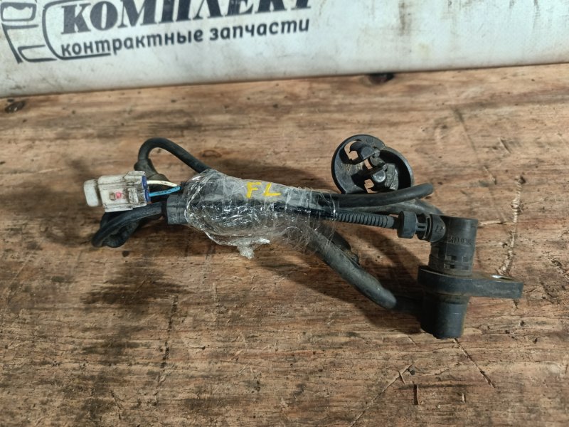 Датчик ABS Toyota Sienta 2004 NCP81G 1NZ-FE перед лев