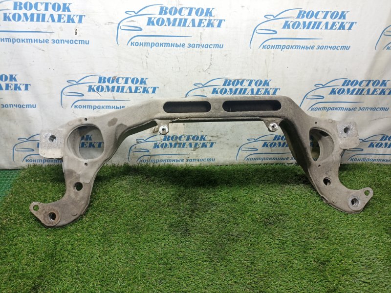 Балка поперечная Volkswagen Touareg 2005 7L6 BMX перед