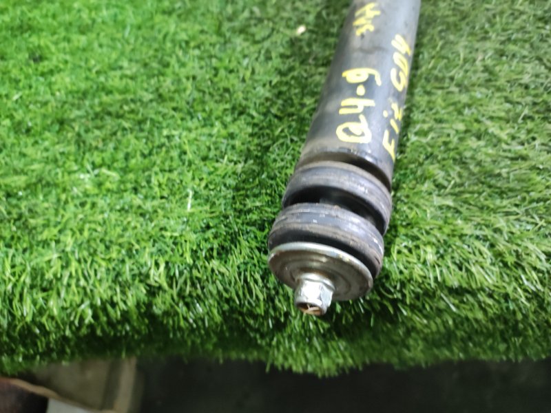 Амортизатор подвески Honda Fit 2006 GD4 L15A зад лев