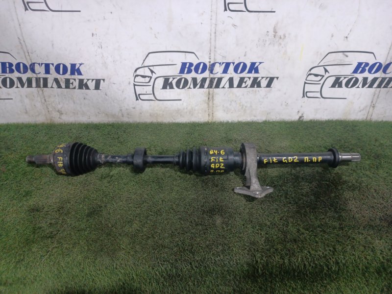 Привод Honda Fit 2005 GD2 L13A перед прав