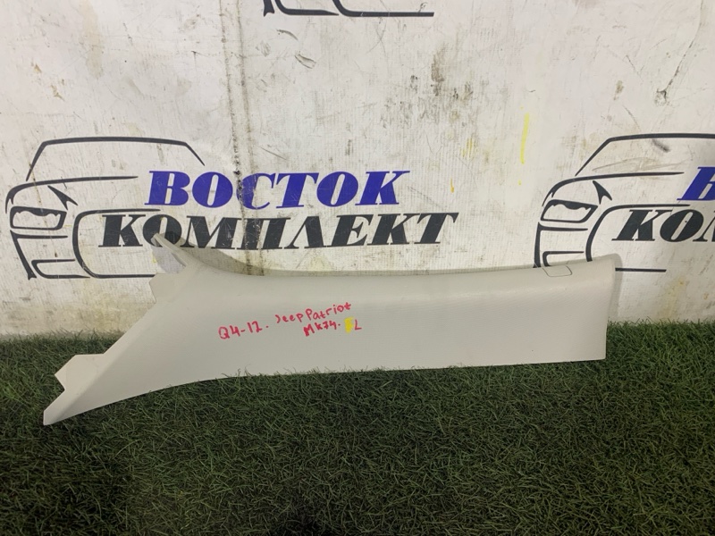 Накладка на стойку кузова Jeep Patriot MK74 ED3 перед лев