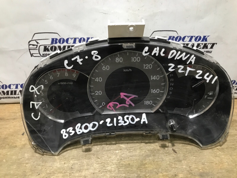 Комбинация приборов Toyota Caldina ZZT241W 1ZZ-FE