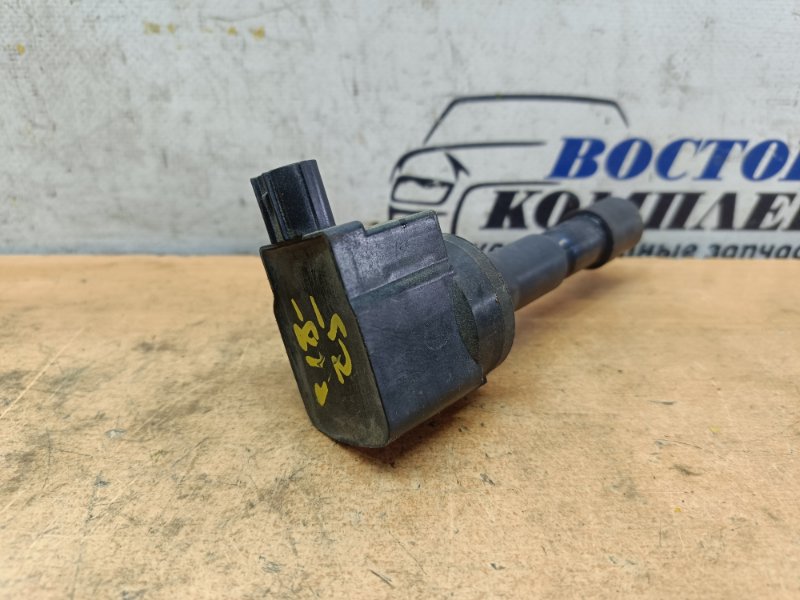 Катушка зажигания Honda Mobilio Spike 2006 GK2 L15A зад