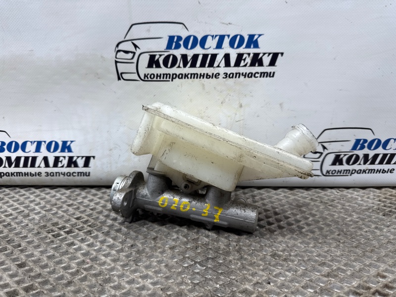 Главный тормозной цилиндр Nissan Note 2009 E11 HR15DE