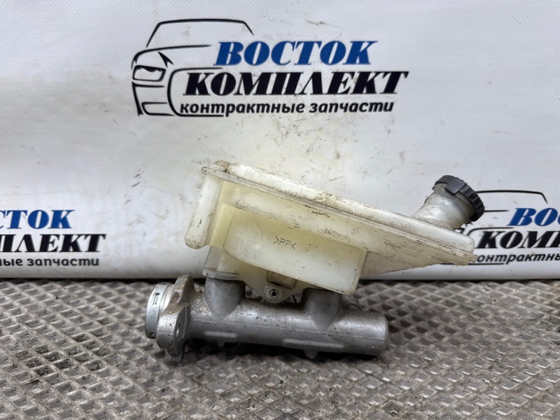 Главный тормозной цилиндр Nissan Note E11 HR15DE