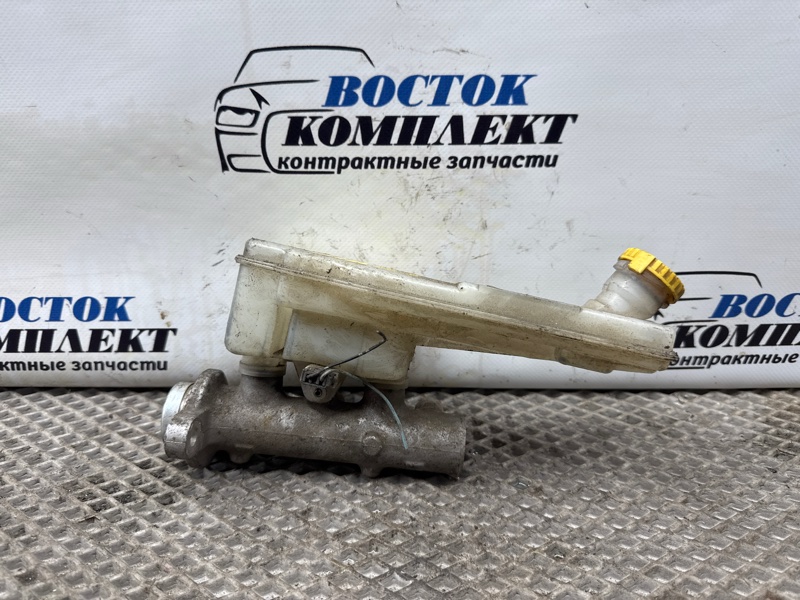 Главный тормозной цилиндр Nissan Serena 2005 TC24 QR20DE