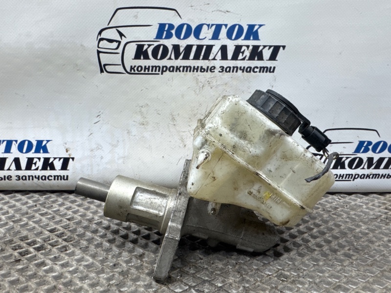 Главный тормозной цилиндр BMW 320i E90 N46B20