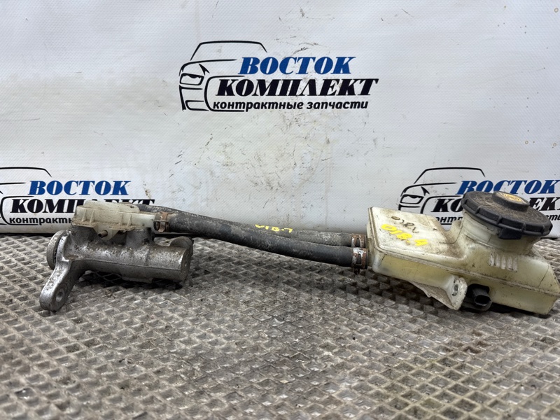 Главный тормозной цилиндр Honda Stepwgn RK5 R20A