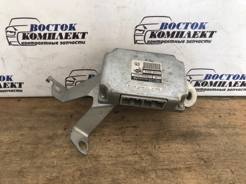 Блок управления КПП Nissan Note E11 HR15DE