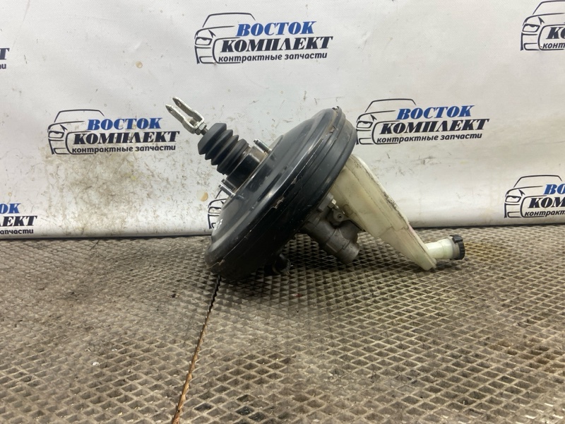 Главный тормозной цилиндр Nissan Juke NF15 MR16DDT